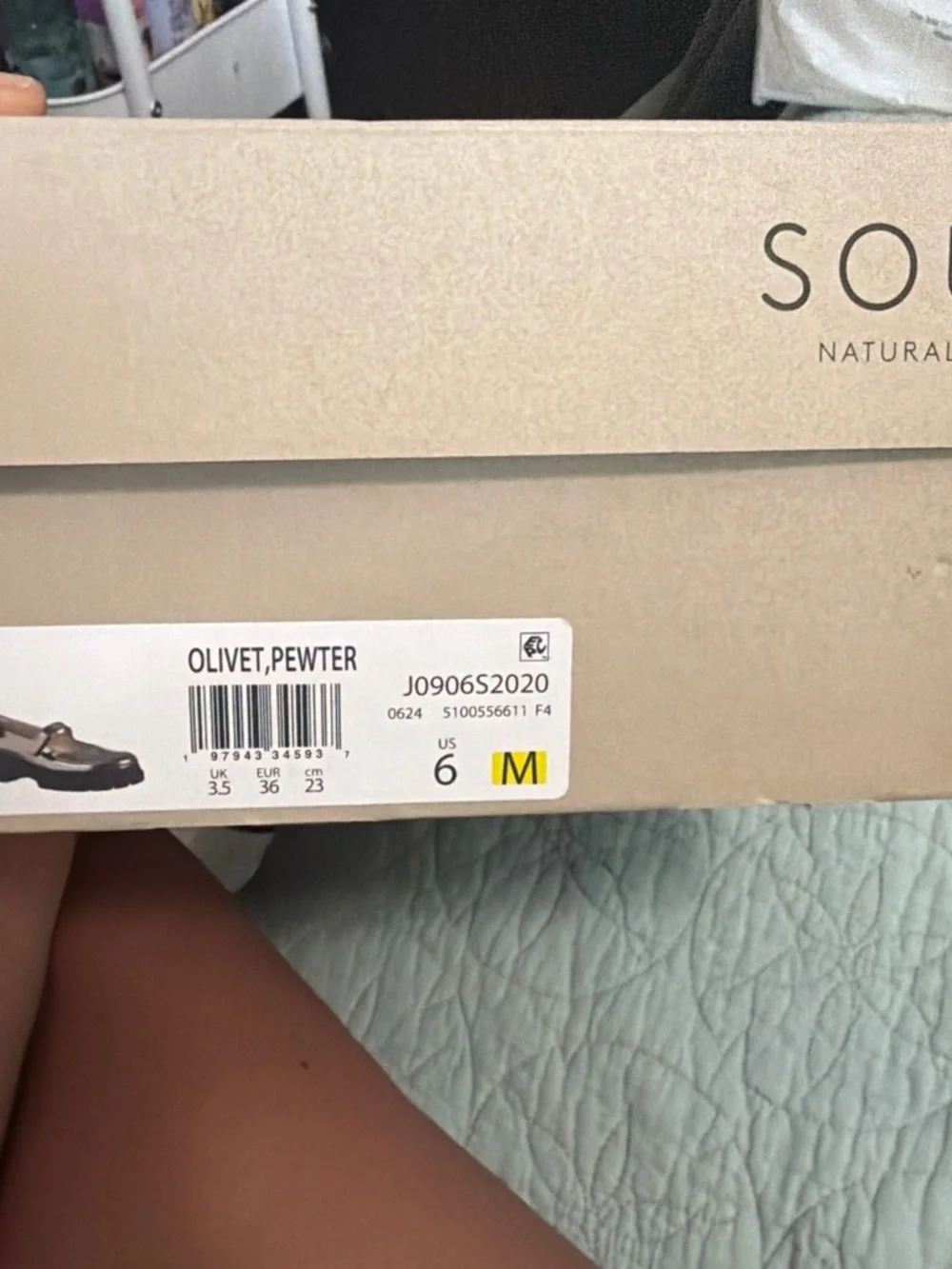 SOUL Naturalizer shiny pewter